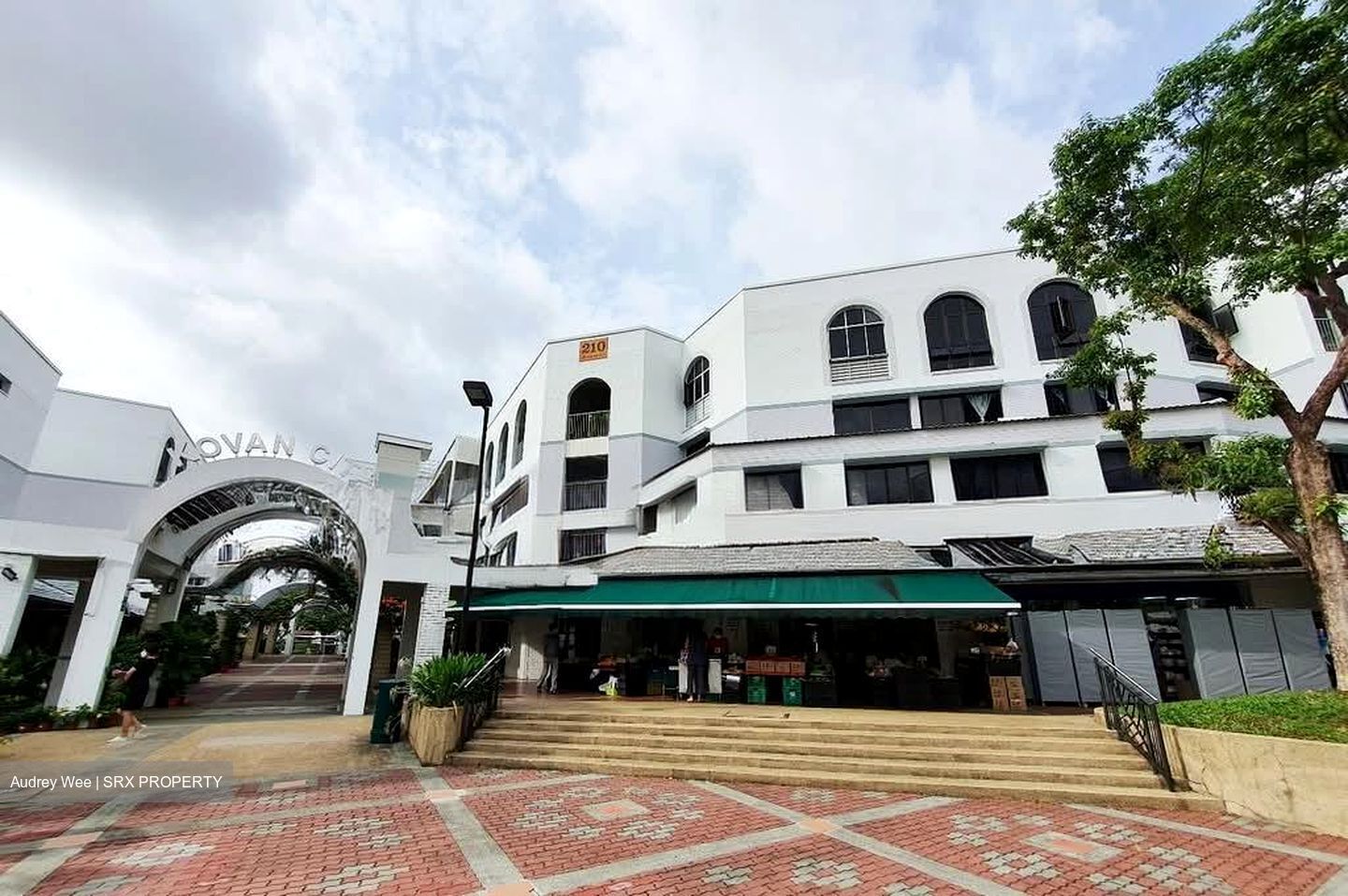 Kovan City (D19), Shop House #560776501